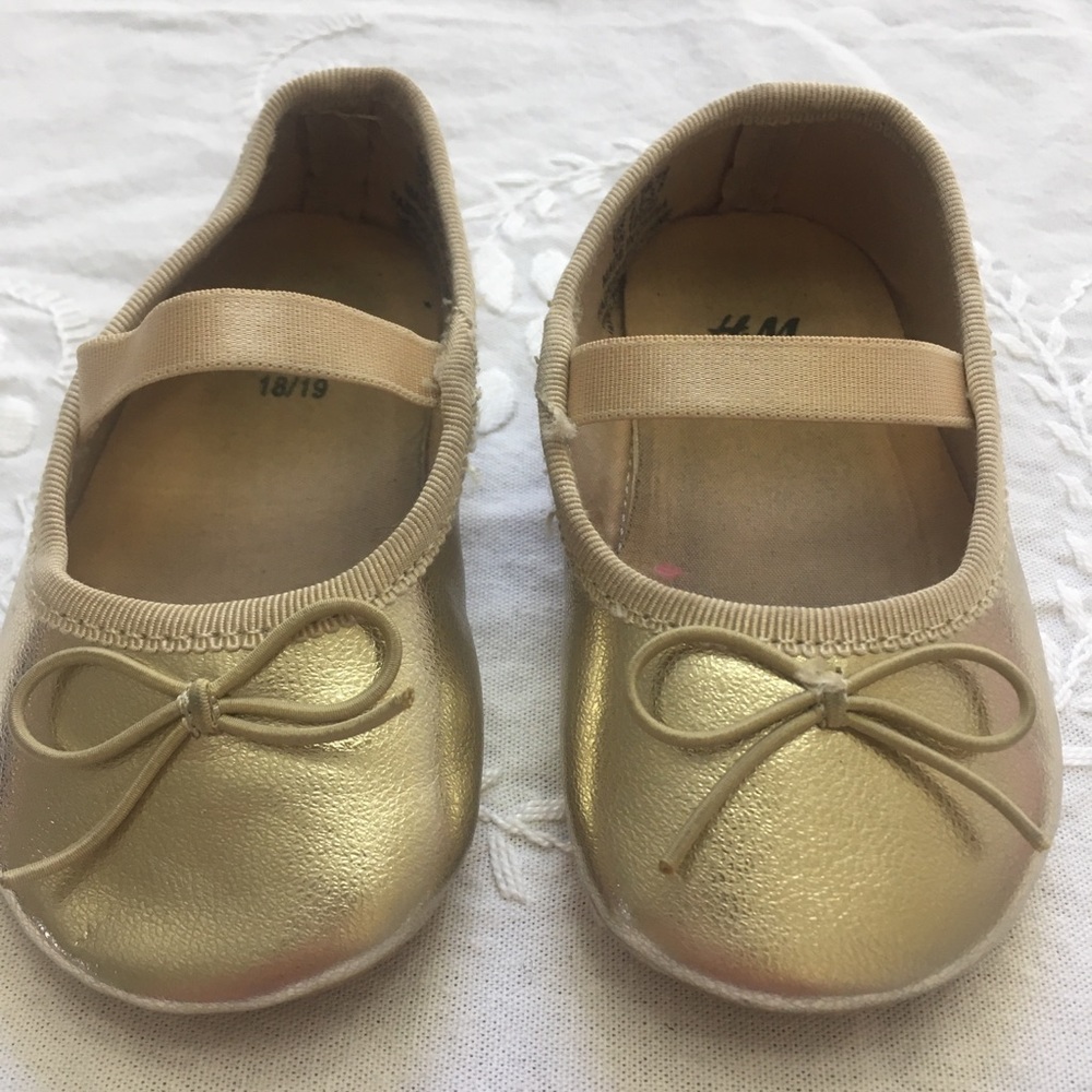 H&M Gold Ballet Flat